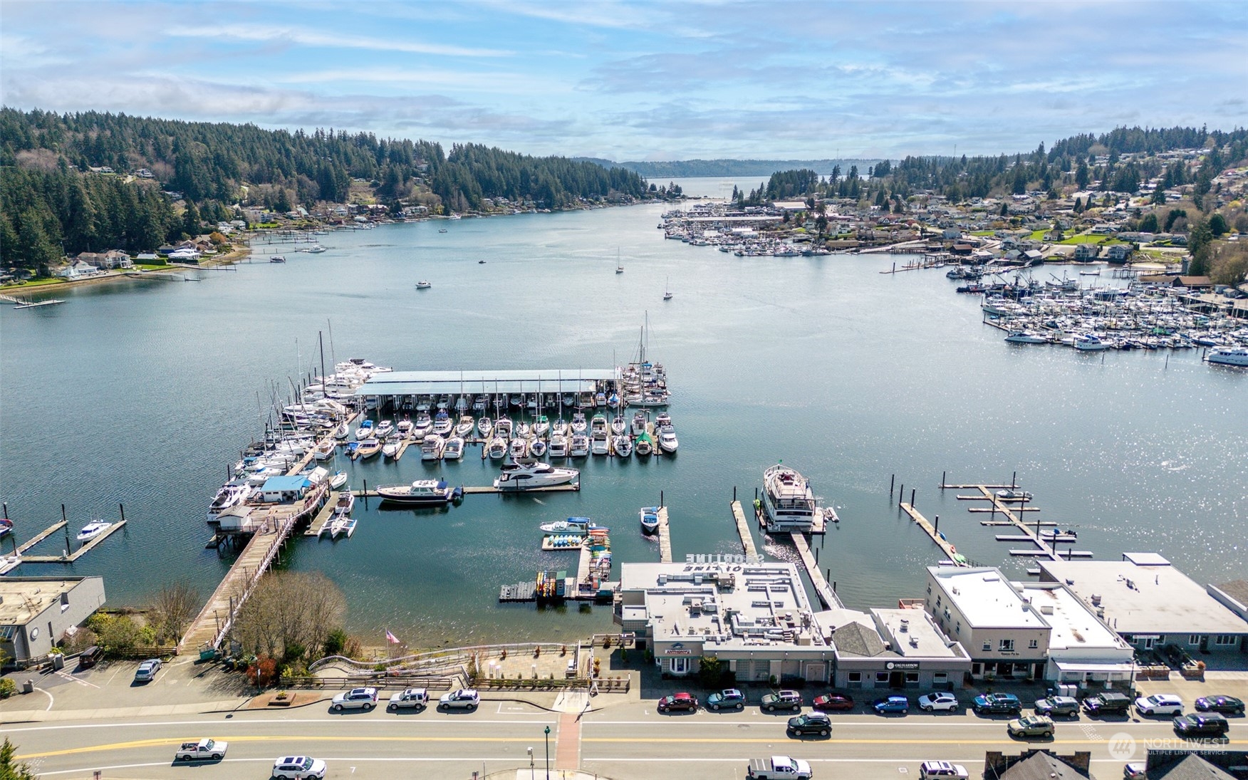 Stunning Sundrenched Home in Gig Harbor’s Spinnaker Ridge Community